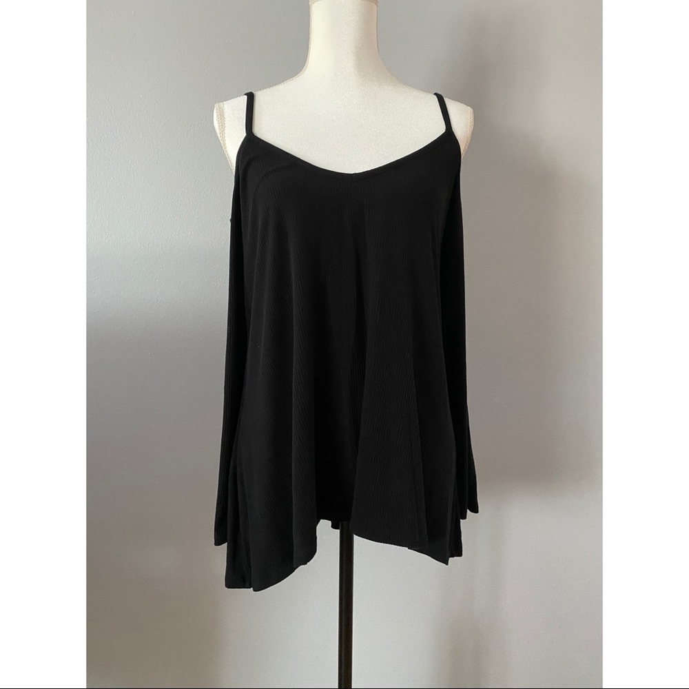 Cold shoulder long sleeve top